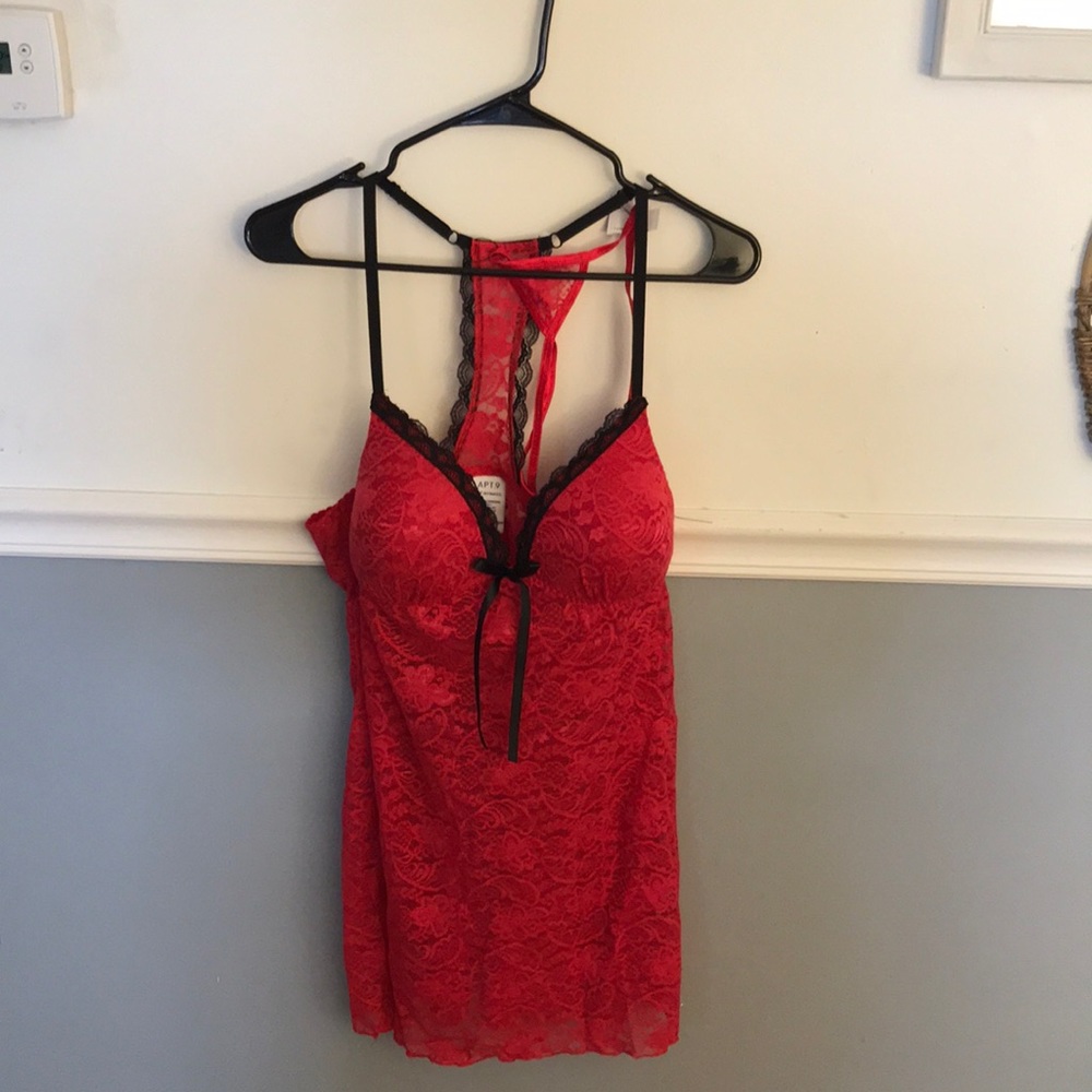 Apt 9 Intimates